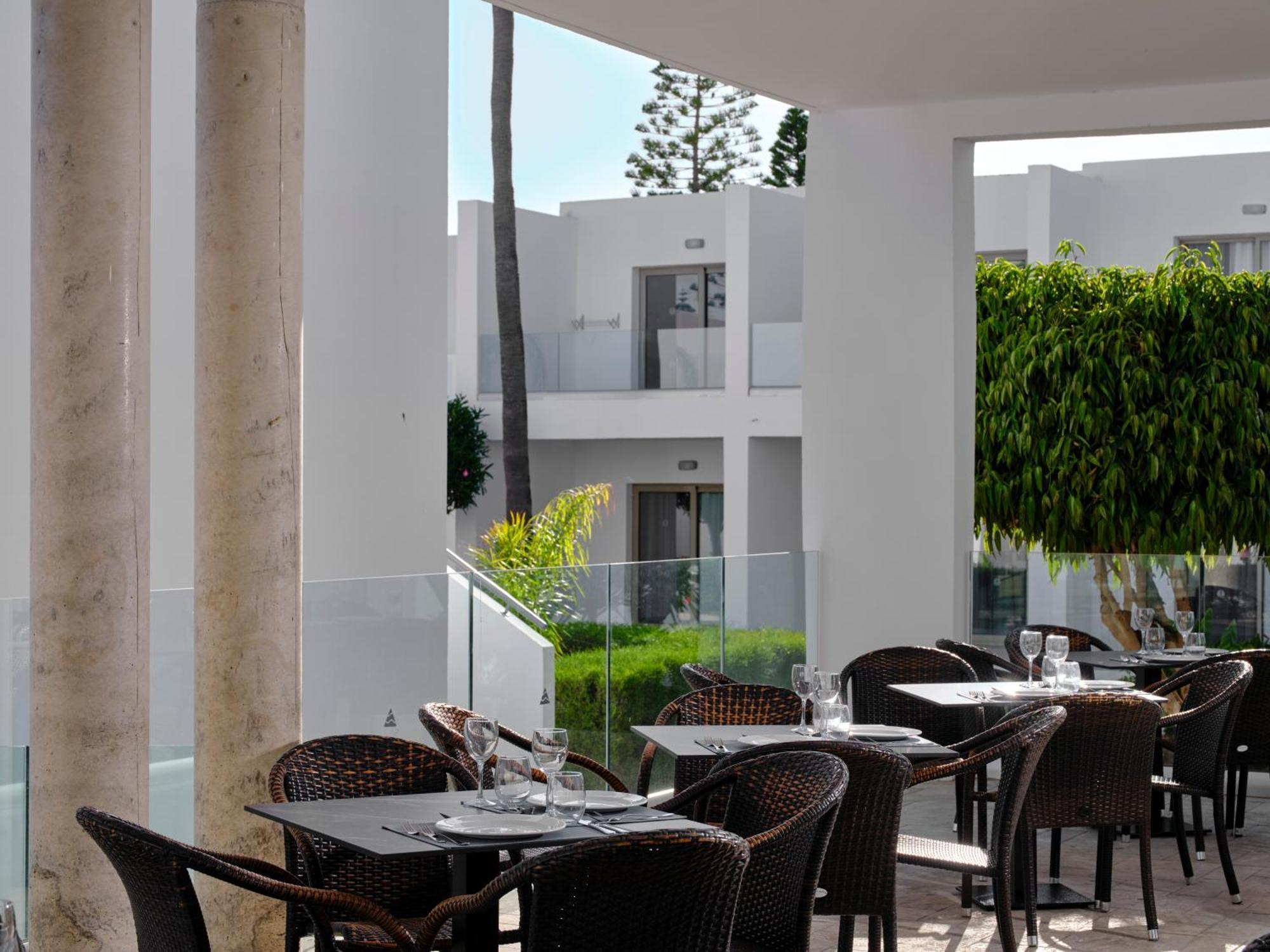 Atlantica Panthea Resort Aya Napa Dış mekan fotoğraf
