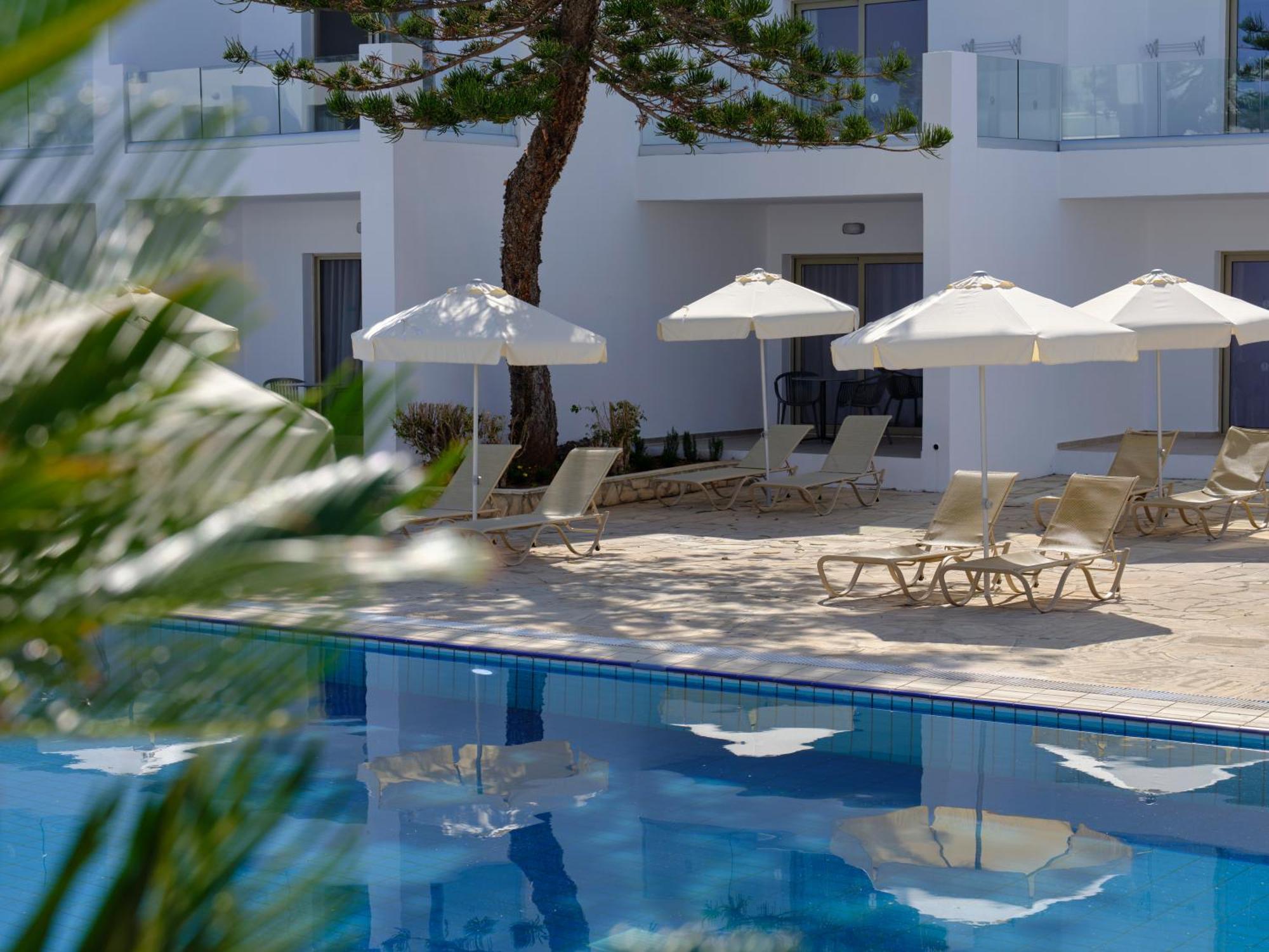 Atlantica Panthea Resort Aya Napa Dış mekan fotoğraf