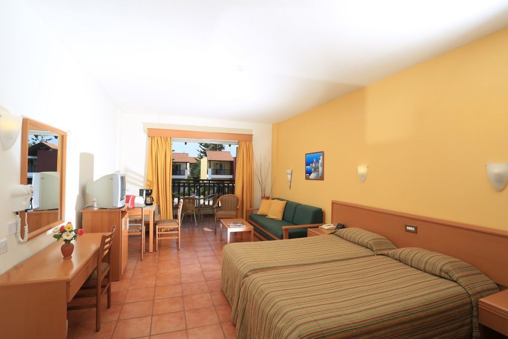 Atlantica Panthea Resort Aya Napa Dış mekan fotoğraf